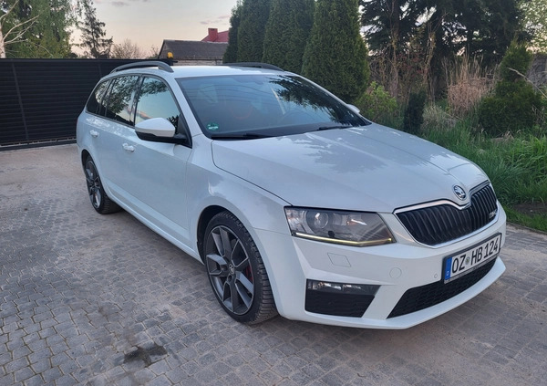 Skoda Octavia cena 57900 przebieg: 245000, rok produkcji 2016 z Radom małe 154